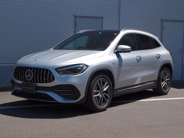 メルセデス-AMG GLA35 4MATIC AMGパフォーマンスパッケージ・AMGアドバンスドパッケージ・ナビゲーションパッケージ