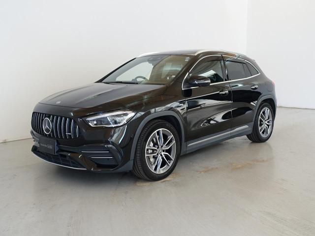 メルセデス‐AMG GLA35 4MATIC AMGパフォーマンスパッケージ・AMGアドバンスドパッケージ・ナビゲーションパッケージ