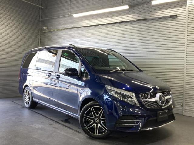 V220dエクスクルーシブロング プラチナスイート | メルセデス・ベンツ