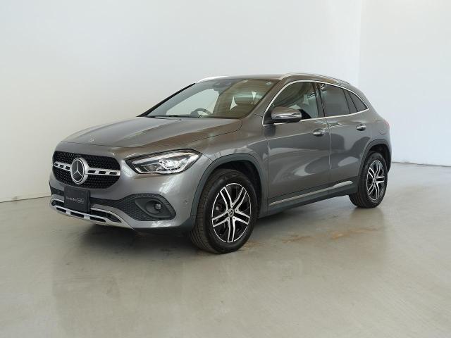 GLA200 d 4MATIC ナビゲーションパッケージ