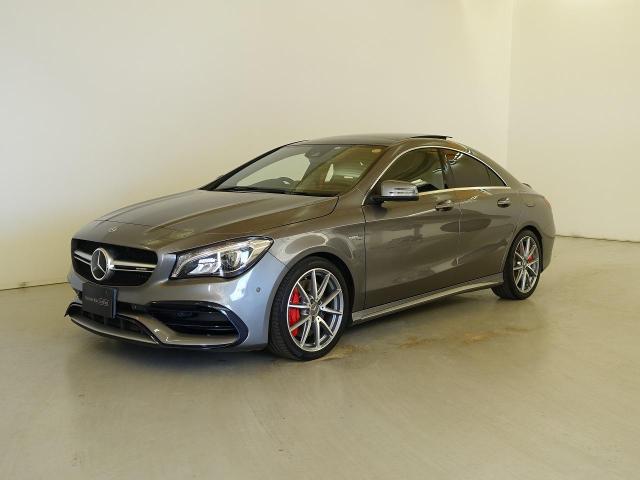 メルセデス‐AMG CLA45 4MATIC