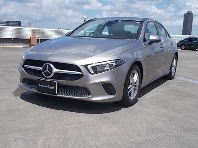 A180 セダン レーダーセーフティパッケージ・ナビゲーションパッケージ