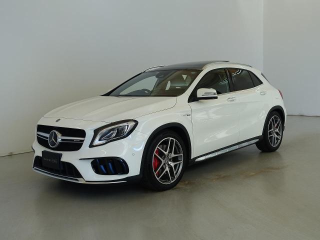 メルセデス‐AMG GLA45 4MATIC