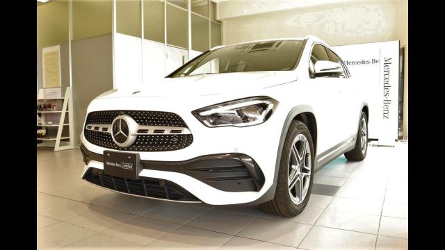 GLA200d 4マチック AMGライン アドバンスドパッケージ