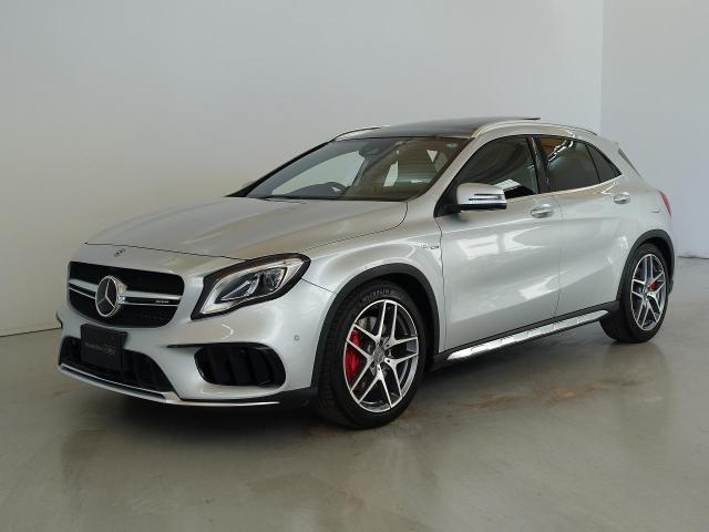 メルセデス‐AMG GLA45 4MATIC