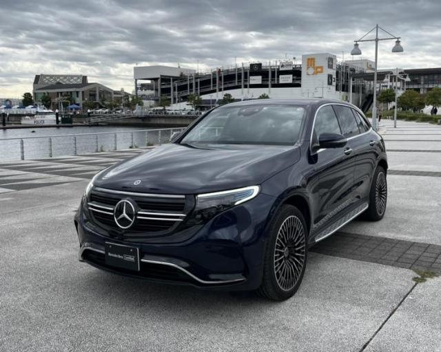 EQC400 4MATIC AMGライン レザーエクスクルーシブパッケージ