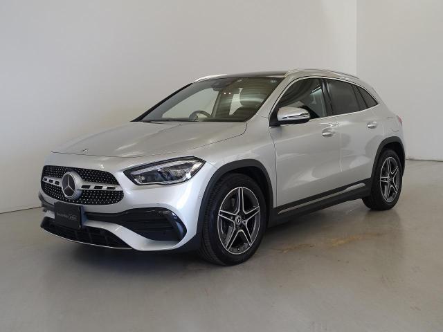 GLA200 d 4MATIC AMGライン AMGレザーエクスクルーシブパッケージ・アドバンスドパッケージ・ナビゲーションパッケージ