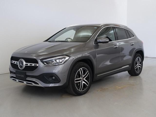 GLA200 d 4MATIC ナビゲーションパッケージ