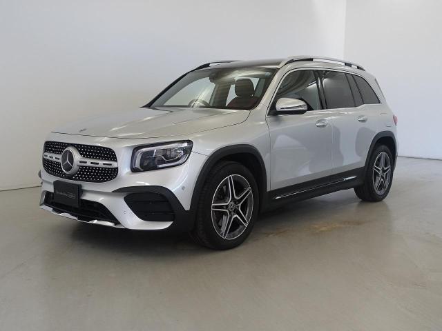 GLB200 d AMGライン AMGレザーエクスクルーシブパッケージ・アドバンスドパッケージ・ナビゲーションパッケージ