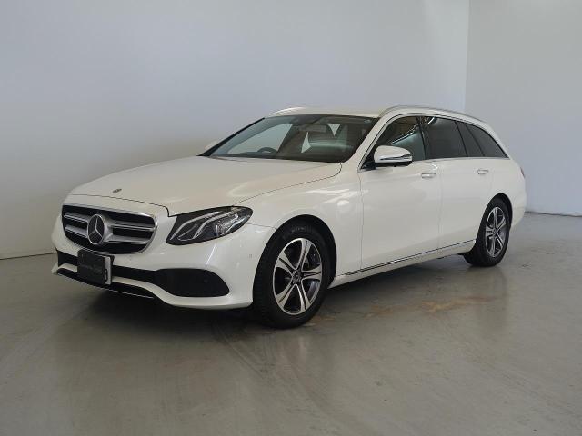 E200 4MATIC ステーションワゴン アバンギャルド エクスクルーシブパッケージ
