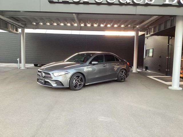 AMG A35 4マチック セダン