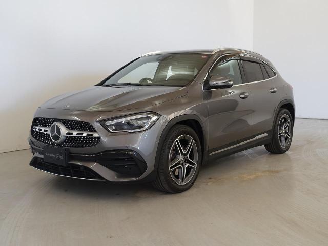 GLA200 d 4MATIC AMGライン AMGレザーエクスクルーシブパッケージ・アドバンスドパッケージ・ナビゲーションパッケージ