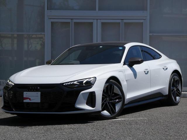 RS e-tron GT