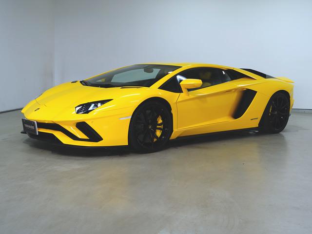 アヴェンタドール S