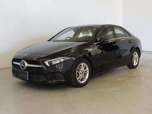 A180 セダン レーダーセーフティパッケージ・ナビゲーションパッケージ