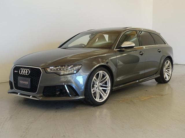 RS6 アバント ベースグレード