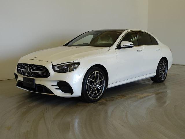 E200 4MATIC スポーツ AMGラインインテリアパッケージ・エクスクルーシブパッケージ