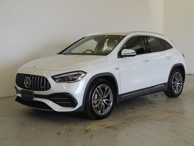 メルセデス‐AMG GLA35 4MATIC AMGアドバンスドパッケージ・ナビゲーションパッケージ