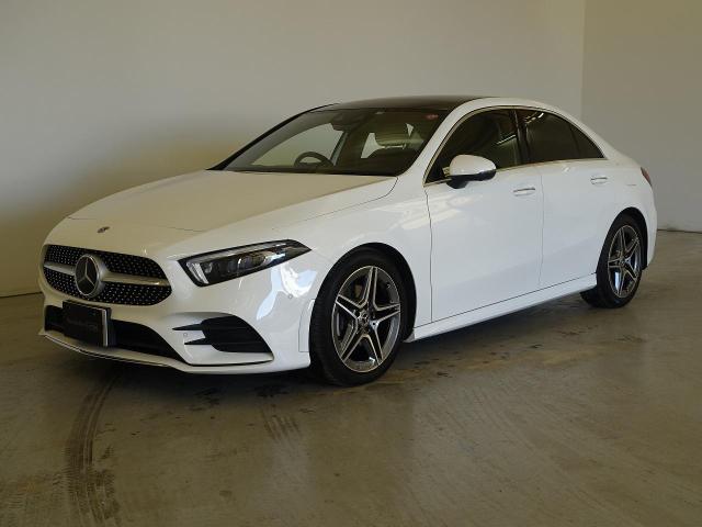A180 スタイル セダン  AMGライン AMGレザーエクスクルーシブパッケージ・レーダーセーフティパッケージ・アドバンスドパッケージ・ナビゲーションパッケージ