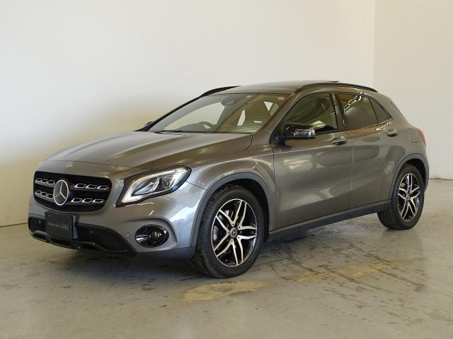 GLA250 4MATIC レザーエクスクルーシブパッケージ・レーダーセーフティパッケージ