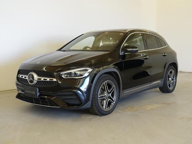 GLA200 d 4MATIC AMGライン AMGレザーエクスクルーシブパッケージ・アドバンスドパッケージ・ナビゲーションパッケージ