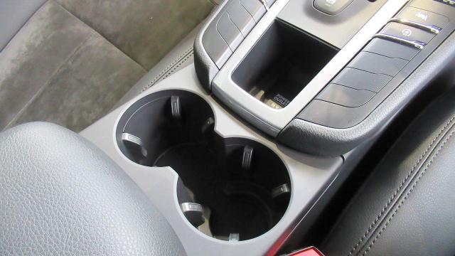 マカン スポーツクロノパッケージ