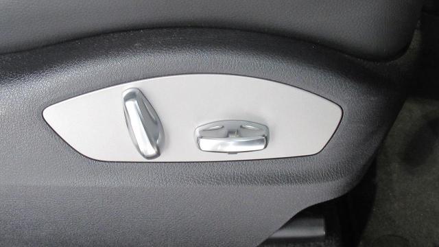 マカン スポーツクロノパッケージ