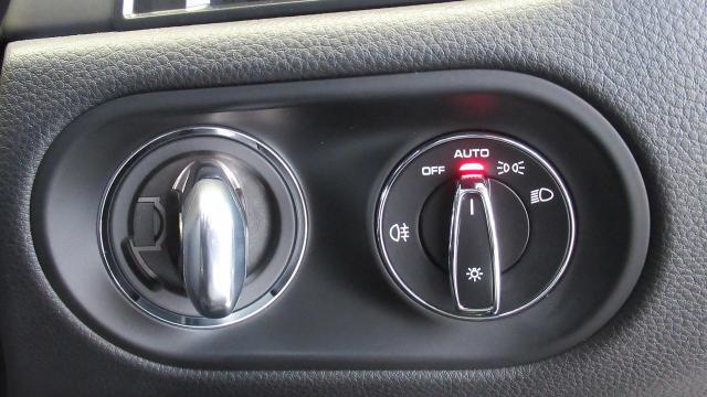 マカン スポーツクロノパッケージ