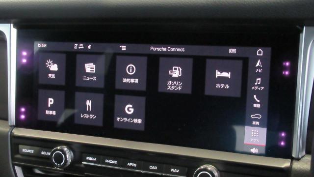 マカン スポーツクロノパッケージ