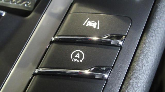 マカン スポーツクロノパッケージ