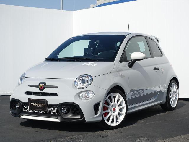 アバルト695 エッセエッセ ベースグレード