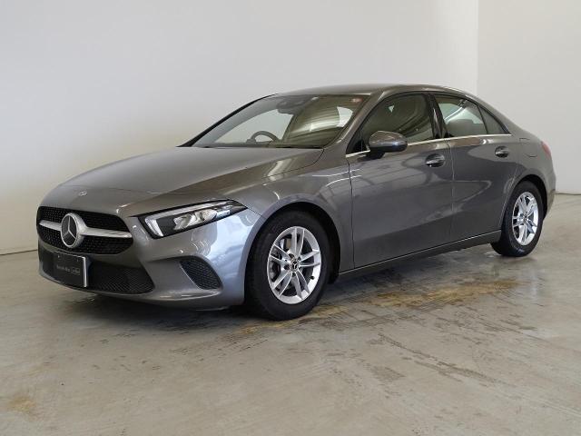 A180 セダン レーダーセーフティパッケージ・ナビゲーションパッケージ