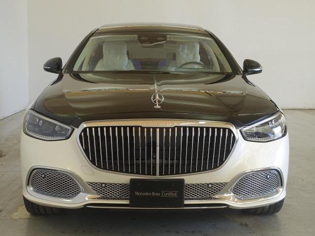 メルセデス‐マイバッハ S680 4MATIC MANUFAKTURレザーエクスクルーシブ