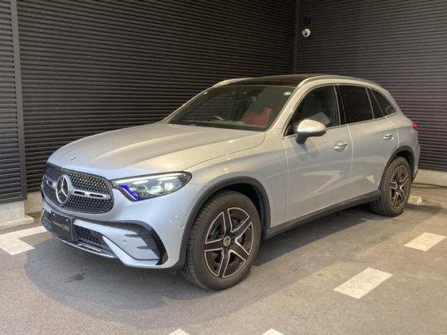 GLC220 d 4MATIC AMGラインパッケージ・AMGレザーエクスクルーシブパッケージ・ドライバーズパッケージ