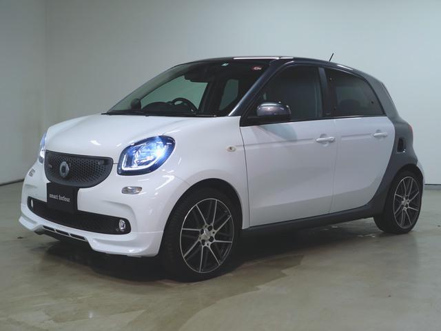 フォーフォー ブラバス エクスクルーシブ