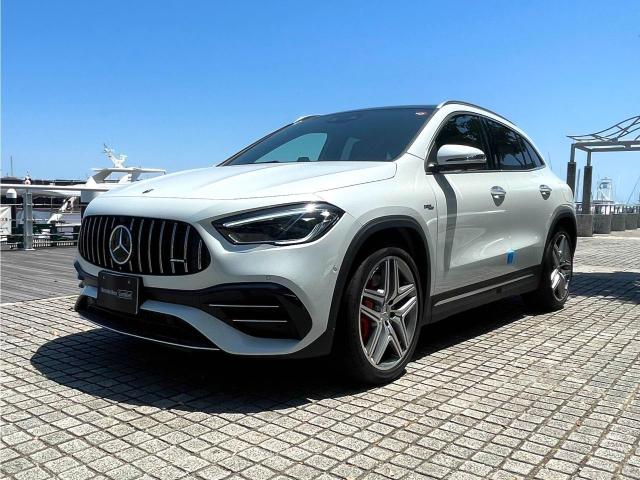メルセデス‐AMG GLA45 S 4MATIC+ AMGパフォーマンスパッケージ・AMGアドバンスドパッケージ