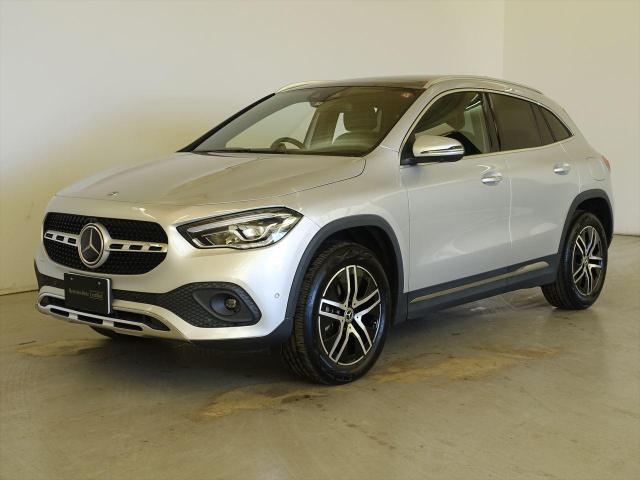 GLA200 d 4MATIC レザーエクスクルーシブパッケージ・アドバンスドパッケージ・ナビゲーションパッケージ