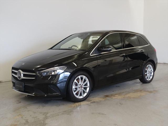 B180 レザーエクスクルーシブパッケージ・レーダーセーフティパッケージ・ナビゲーションパッケージ