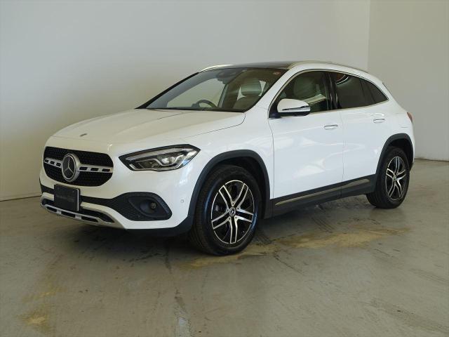 GLA200 d 4MATIC レザーエクスクルーシブパッケージ・ナビゲーションパッケージ