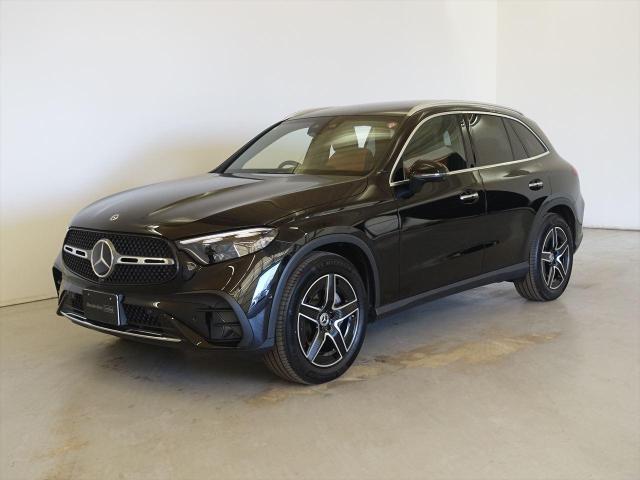 GLC220 d 4MATIC AMGラインパッケージ・AMGレザーエクスクルーシブパッケージ・ドライバーズパッケージ