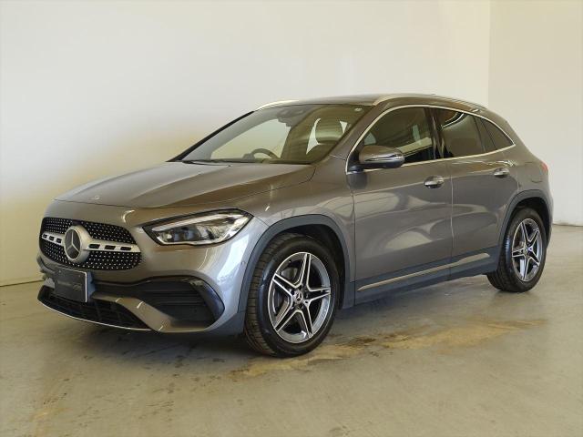 GLA200 d 4MATIC AMGライン ナビゲーションパッケージ