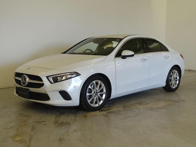 A250 4MATIC セダン レーダーセーフティパッケージ・ナビゲーションパッケージ