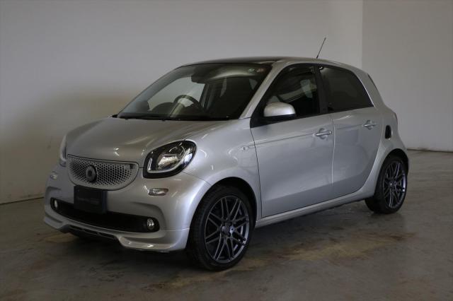 スマート フォーフォー ブラバス スポーツ