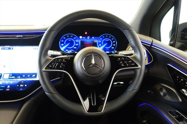 EQS450 4MATIC SUV AMGラインパッケージ・デジタルインテリアパッケージ・ショーファーパッケージ・ナイトパッケージ