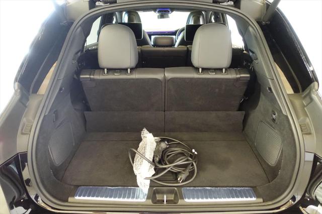 EQS450 4MATIC SUV AMGラインパッケージ・デジタルインテリアパッケージ・ショーファーパッケージ・ナイトパッケージ