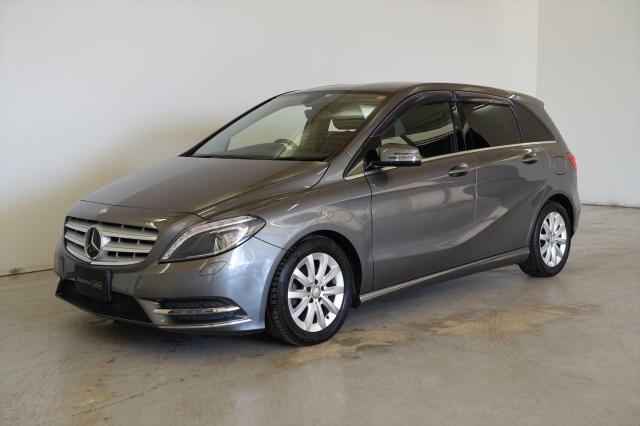 B180 エクスクルーシブパッケージ・バリューパッケージ