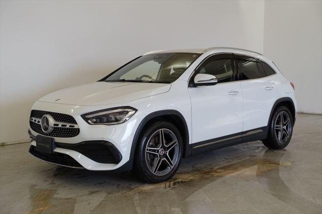 GLA200 d 4MATIC AМGライン ナビゲーションパッケージ