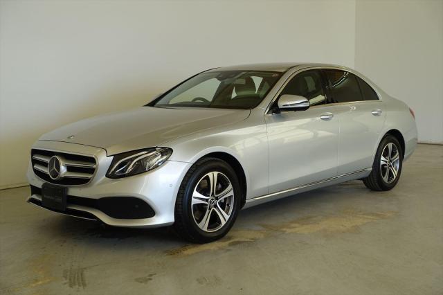 E200 4MATIC アバンギャルド エクスクルーシブパッケージ