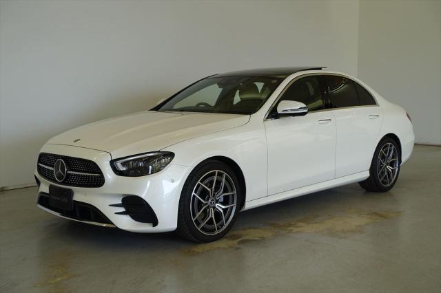 E200 スポーツ AМGラインインテリアパッケージ・エクスクルーシブパッケージ