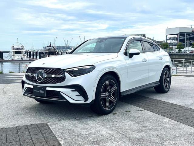 GLC220 d 4MATIC クーペ AMGラインパッケージ・AMGレザーエクスクルーシブパッケージ・ドライバーズパッケージ